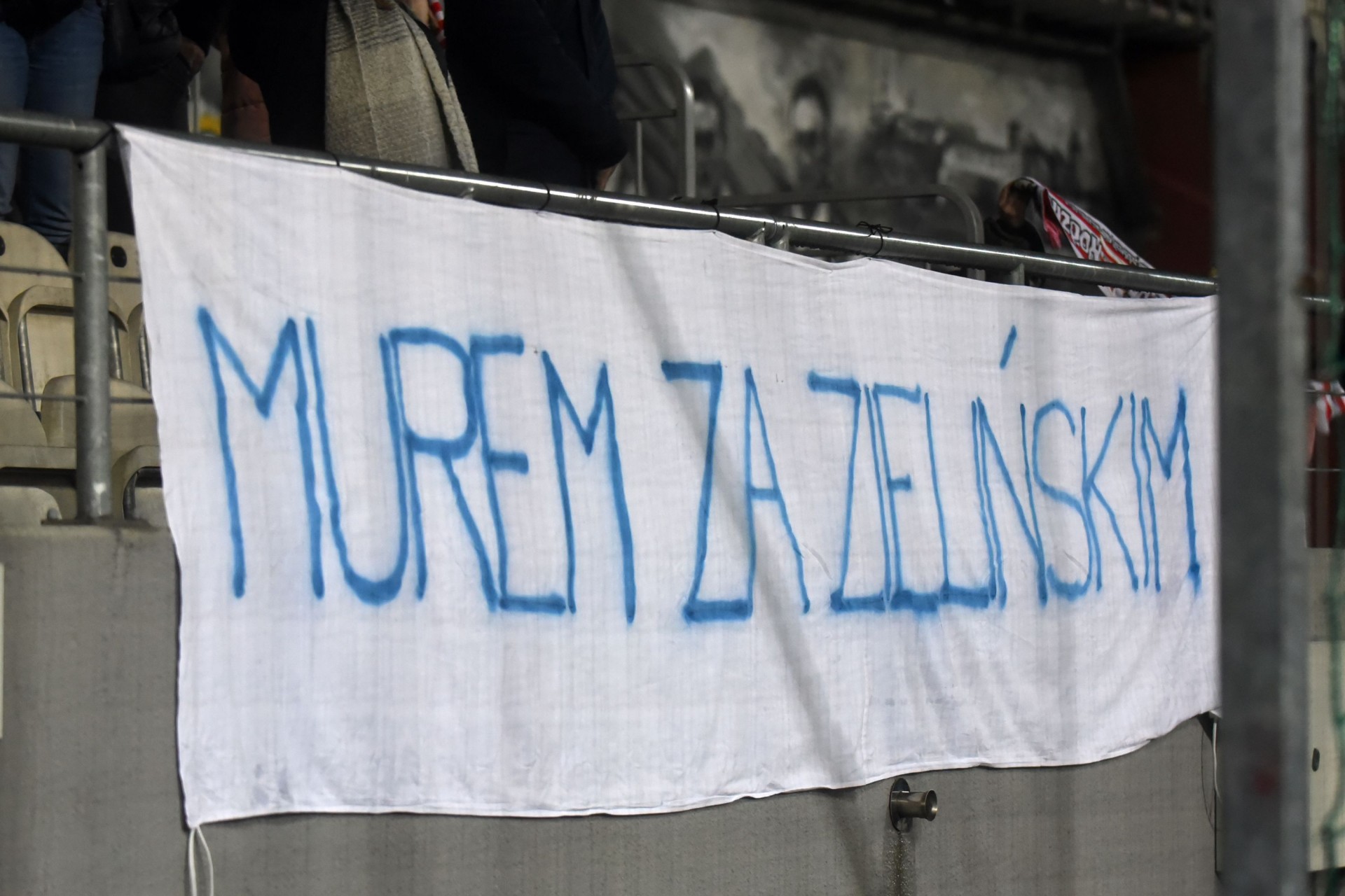 Tak kibice przywitali nowego - starego trenera Cracovii